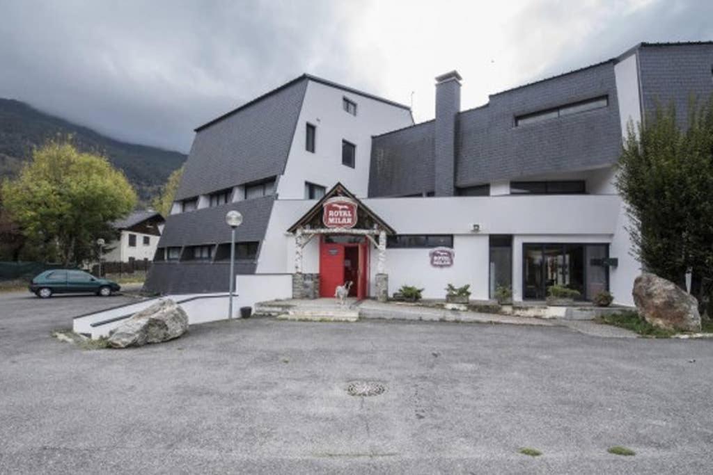 Le Repere Du Cerf T2 Residence Royal Milan St Lary Soulan Saint-Lary-Soulan Eksteriør bilde